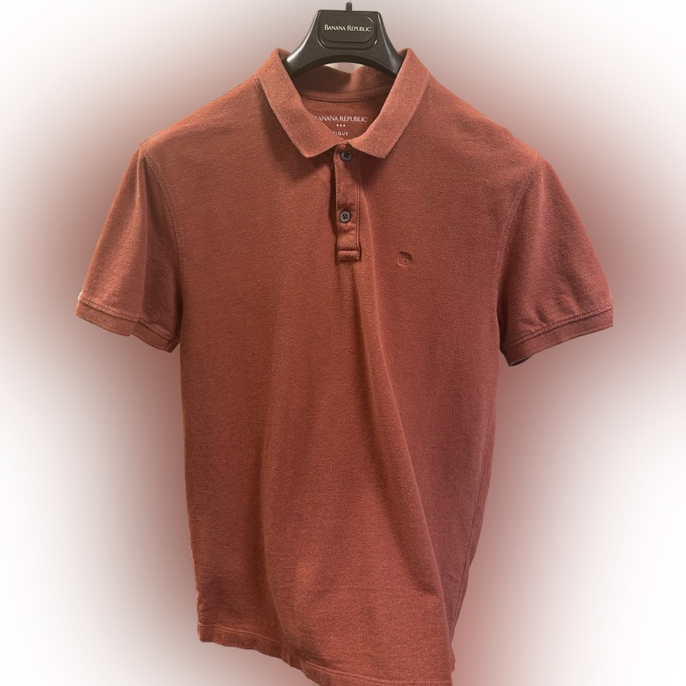 Medium Banana Republic Polo in men’s sizing
